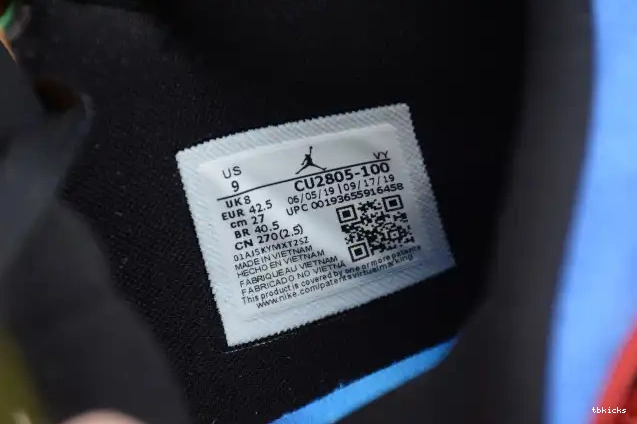 Reps TBK Great Mid Jordan SE Fearless 1 the Air Blue CU2805-100 0525